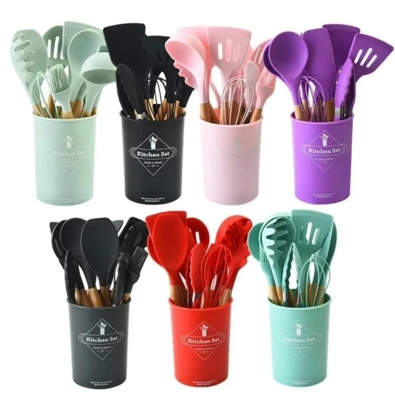 Kit de Utensílios de Silicone C/12 Peças com Suporte e Cabos de Madeira.